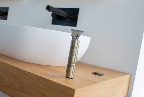 Men's Vintage T9 Electric Hair Clippers / Beard Trimmers - Image 7